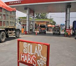 Ilustrasi kelangkaan BBM Subsidi di Pekanbaru (foto/int)